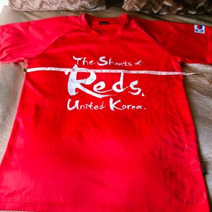 🛍️ Red &#39;The Shouts&#39; T-Shirt ⭐⭐⭐⭐⭐