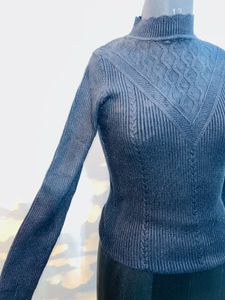 Stylish Black Knit Turtleneck Top