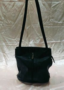 Black Valtini italy bag