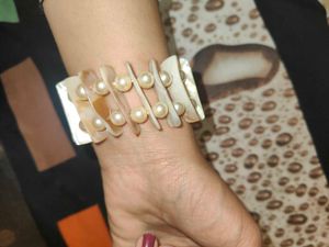 Classy Pearl Bracelet