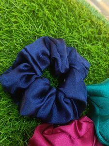 Premium Scrunchie Set Of 3