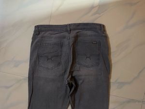 N10 - The Roadster Jeans