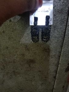Black Colour Earning