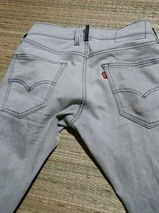 Light Wash Jeans