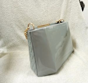 🆕 Beautiful Grey 🏵️ Sling Bag Only In ₹350