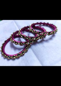 Set of 4 Pink Bangles