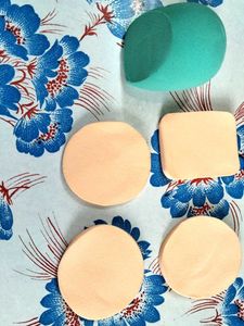 Makeup Brushes And Sponges