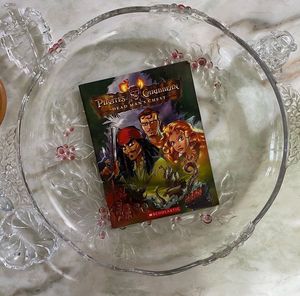 Pirates of the Caribbean (Graphic Novel)