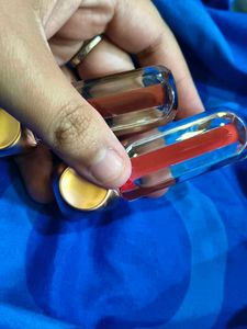 Colors Queen Lipsticks Set Of 2