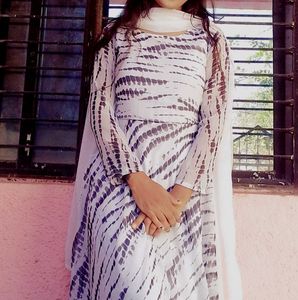 Tie-Dye Print Dress with Scarf