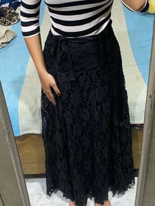 Black net long skirt