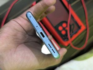 Oneplus 12R Under 5 Month Warranty Period