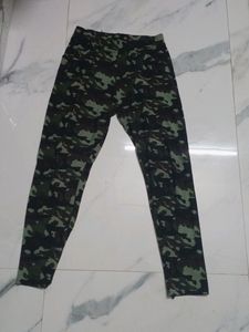 Army Print Jeggings For Gym