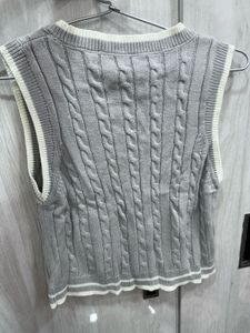Gray Cable Knit Sweater Vest - Fits upto S/M Size