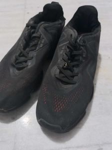 Black Sport Shoes..