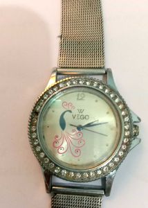 A Women Or Girls Hand Watch