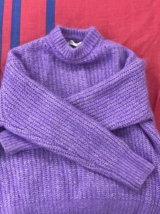 Zara Women Sweater In Excellent Condition
