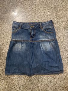 Y2K denim flare miniskirt