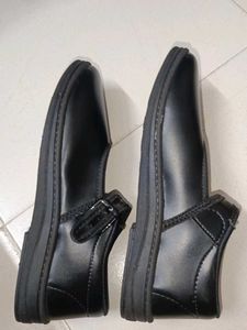 🆕 School Shoes
