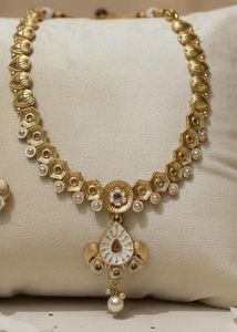 Elegant Gold-Tone Necklace