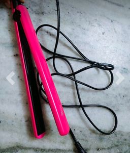 Syska Hair Straightener
