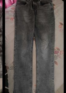 Here &amp; Now Straight Fit Jeans