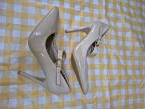 Beige/cream Y2k Ajio Heels