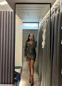 Party Shimmer Dress With V Neck &amp; Full Sleeve