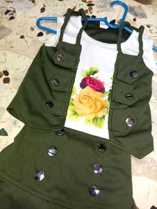 Girls 3 Piss Suit