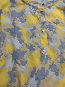 Patterned Puff Sleeve Top