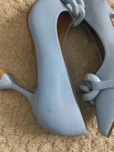 👠Sky Blue Chain Pointed Toe Stilettos-Unused