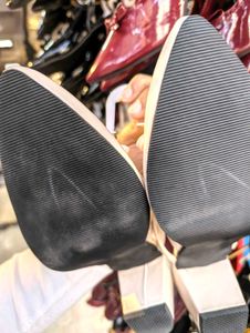 Cat Walk Beige Pointed Mules