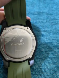 Fastrack 38032PP02