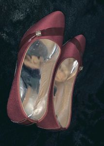 Elegant Maroon Bellie Heels