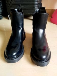 Black Platform Chelsea Boots