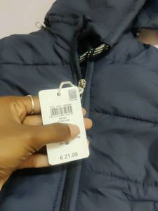New Winter Wear Jacket With Cap