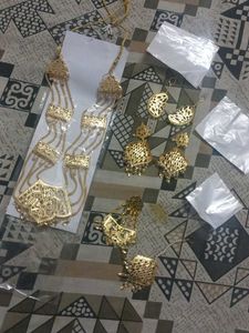 Neckless With All Accrieous