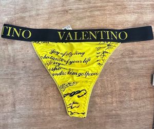 Valentino Thong