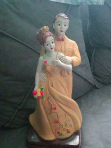 Couple Statue