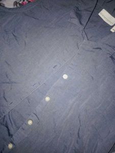 Black Sleeveless Shirt