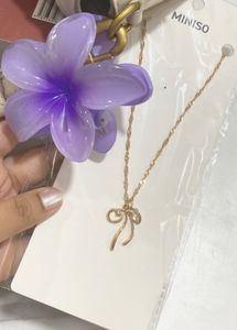 Bowknot Pendant Necklace