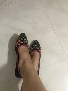 Embroidered Casual Shoes