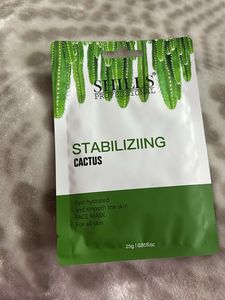 Shills Professional Face Mask On Offer