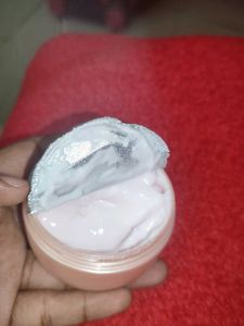 Lakme Peach Milk Moisturizer