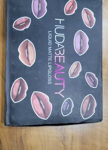 Huda Pick Red Liquid Lipstick Pack Of 18 Piece