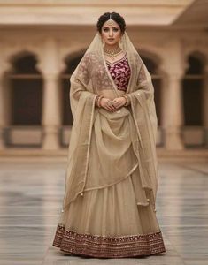party wear gold crush saree