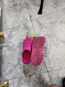 Pink Crocs Clogs - Comfortable &amp; Stylish!
