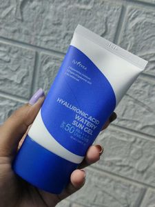 Isntree Hyaluronic Acid Watery Sun Gel