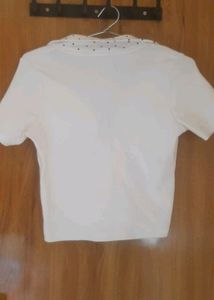 Cute White Cropped Tee for Women