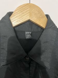 Black Fitted Waist Shirt
